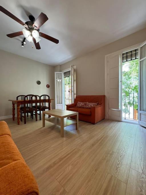 Apartamento En San Bernardo, El Barrio Torero เซบีญา ภายนอก รูปภาพ
